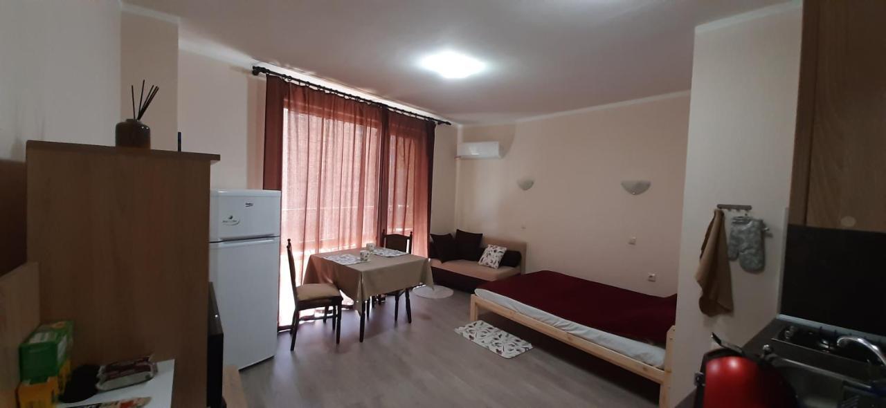 На Море В Сарафово Burgaz Dış mekan fotoğraf